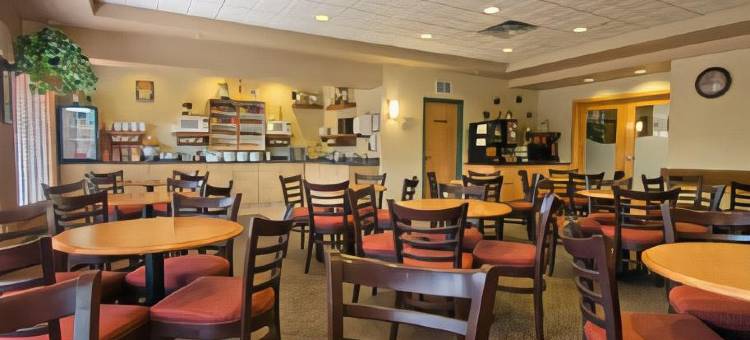 佩姆比纳贝斯特韦斯特优质套房酒店(Best Western Plus Pembina Inn  Suites)图片