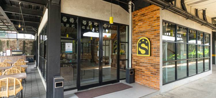 SUMMERVILLE HOTEL MAJALENGKA图片