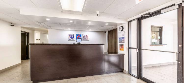 德克萨斯刘易斯维尔 - 医学市 6 号汽车旅馆(Motel 6 Lewisville, TX - Medical City)图片