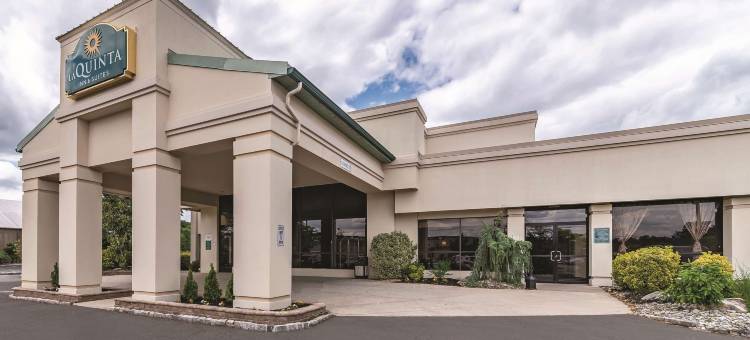 温德姆华美达-费尔菲尔德-NJ(Ramada by Wyndham Fairfield NJ)图片