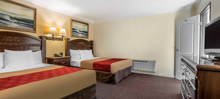 长滩 I-405 伊克诺旅馆(Econo Lodge Long Beach I-405)图片