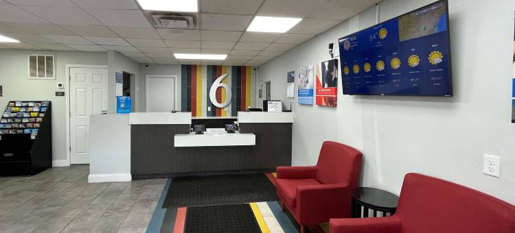 斯图迪奥6套房 - 印第安纳州拉法叶(Studio 6 Suites Lafayette, IN)图片