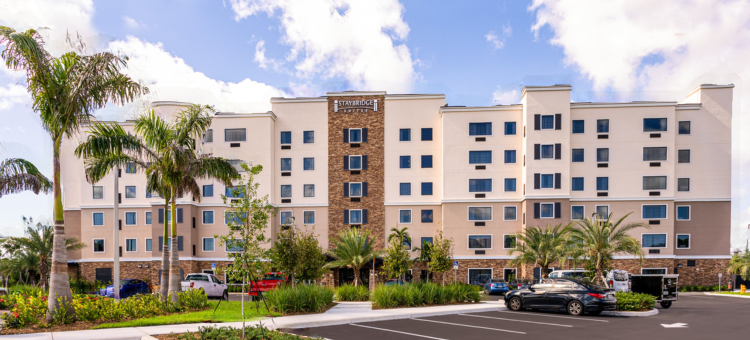 劳德代尔堡机场西Staybridge Suites(Staybridge Suites Fort Lauderdale Airport - West)图片