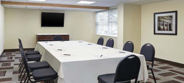 萨里福朋喜来登酒店(Four Points by Sheraton Surrey)图片