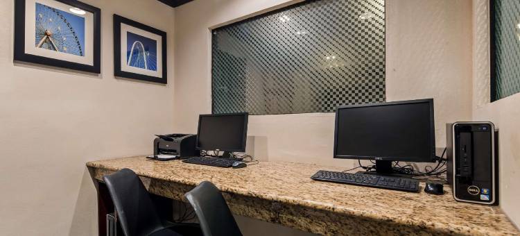 达拉斯城市广场品质套房酒店(Quality Inn & Suites)图片