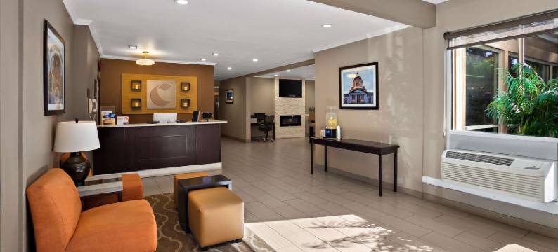 莱西舒适酒店(Comfort Inn Lacey - Olympia)图片