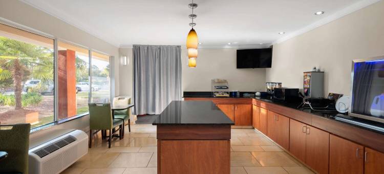 佛罗伦萨温德姆戴斯酒店-近市政中心(Days Inn by Wyndham Florence Near Civic Center)图片