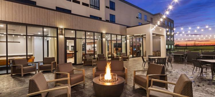 贝滕多夫万怡酒店(Courtyard Bettendorf)图片