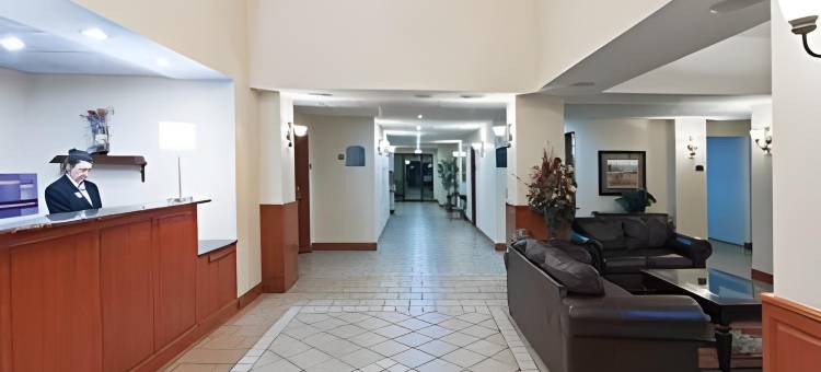 智选假日套房酒店维尼塔(Holiday Inn Express & Suites Vinita)图片