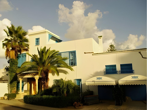 达马尔萨酷布酒店