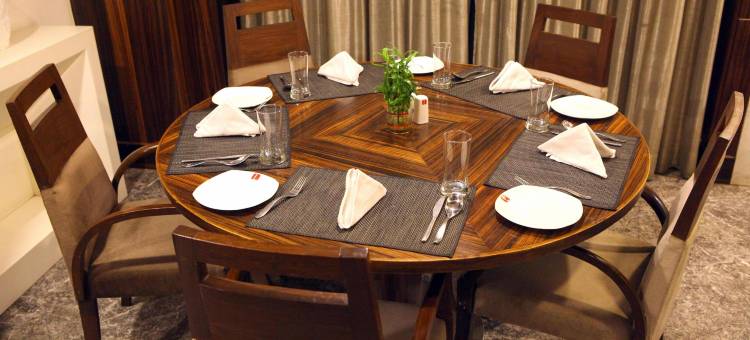 苏拉特洛兹广场酒店、(Lords Plaza Surat)图片