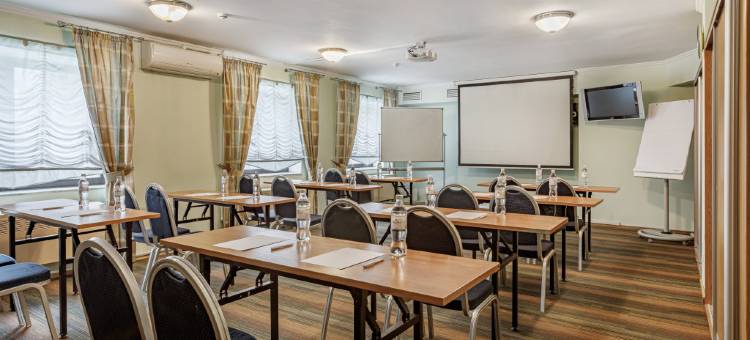 千里马斯拉维亚酒店(Maxima Slavia Hotel)图片