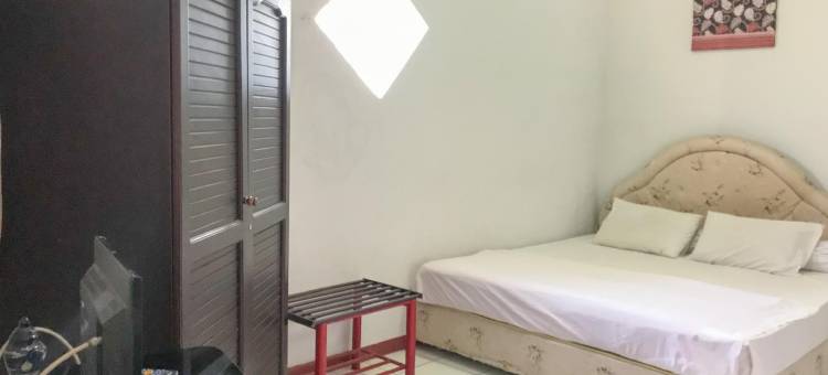 OYO 90132莱雅马斯酒店(Hotel Lie Mas Prigen Pasuruan Mitra RedDoorz)图片