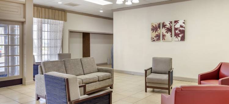 邓恩红屋顶旅馆(Red Roof Inn Dunn)图片