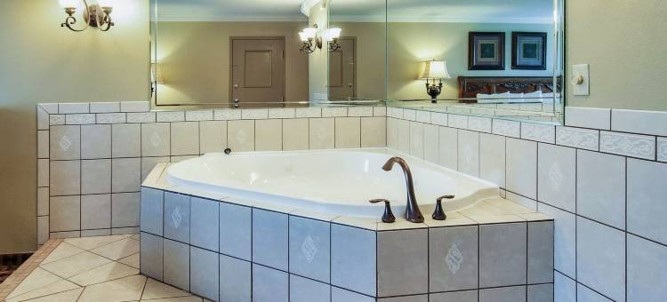 约翰逊城温德姆戴斯套房酒店(Days Inn & Suites by Wyndham Johnson City)图片