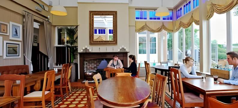 船库酒店(The Boathouse)图片