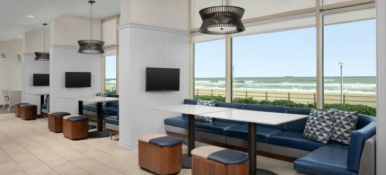 维吉尼亚海滩海滨/北37号街万怡酒店(Courtyard Virginia Beach Oceanfront/North 37th Street)图片