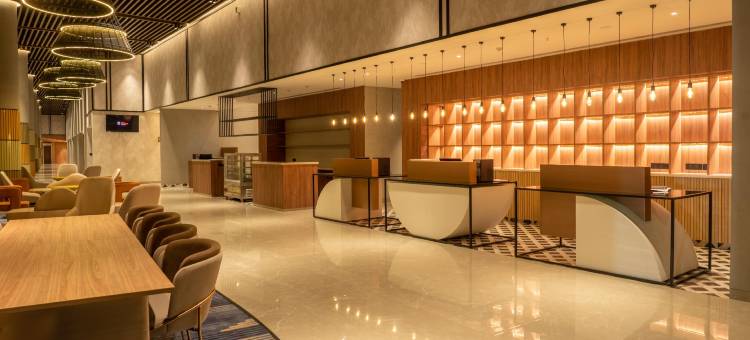 华美达安可温德姆比瓦迪花园广场(Ramada Encore By Wyndham Bhiwadi Phool Bagh Chowk)图片