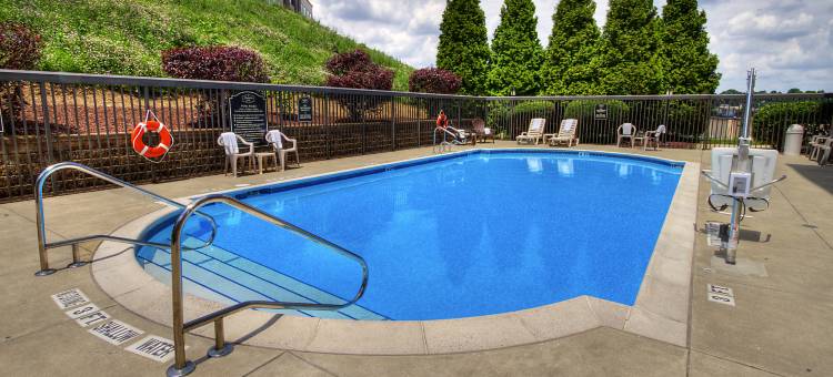 希尔顿欢朋酒店-格林斯堡(Hampton Inn Greensburg)图片