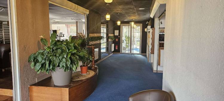 布里特酒店舒适吉恩(Brit Hotel Confort Gien)图片