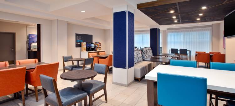 智选假日套房酒店大急流北(Holiday Inn Express & Suites Grand Rapids-North)图片