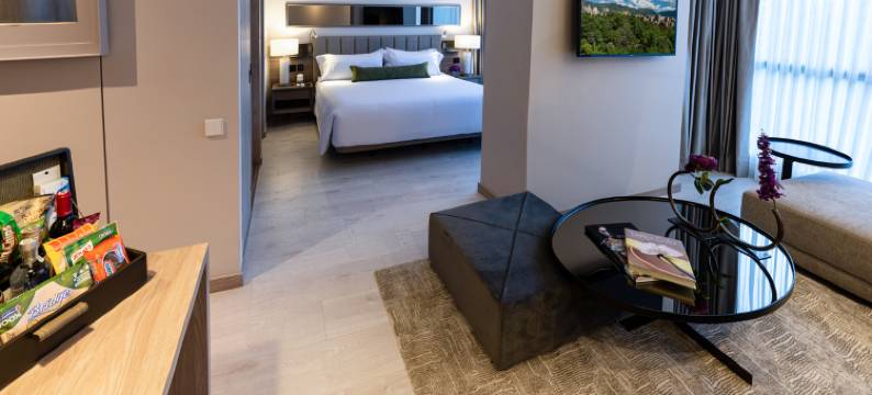 麦地那约克豪华套房(Bluedoors York Luxury Suites)图片