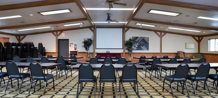 弥诺特，ND的工作室6(Studio 6 Minot, ND)图片