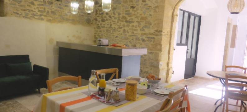 比诺内宅邸酒店(Maison d'hôtes la Bignone)图片