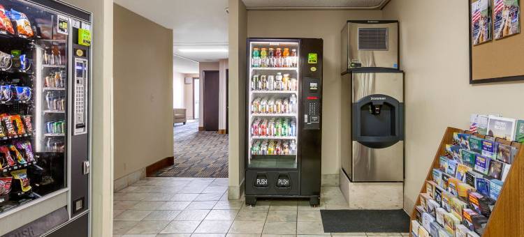 罗德威套房酒店(Rodeway Inn & Suites)图片