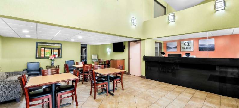 品质酒店-塞尔玛-史密斯菲尔德(Quality Inn Selma - Smithfield)图片