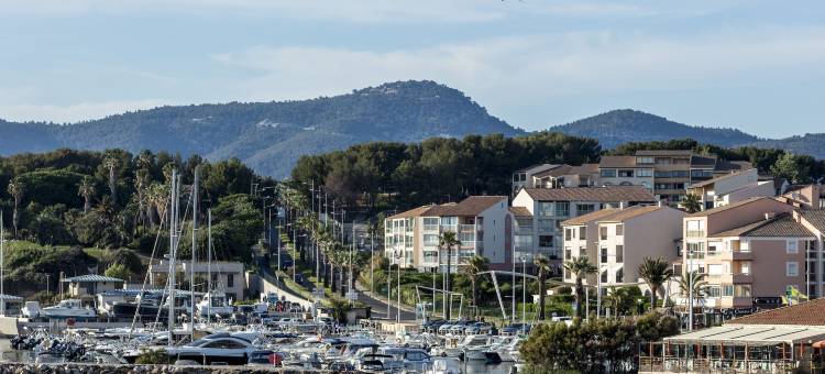 西富尔斯勒普拉热花园与城市(Garden & City Six-Fours-Les-Plages)图片