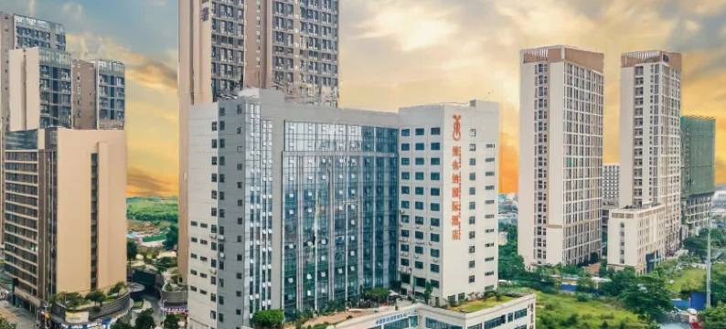 艺宿主题酒店(南宁西乡塘民族大学地铁站店)图片