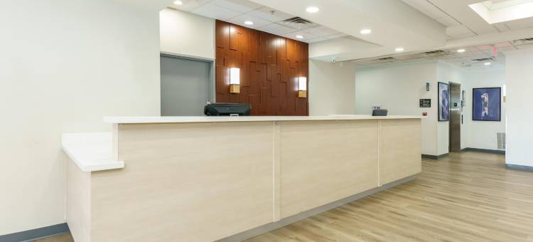 大学路舒适套房酒店(Comfort Suites University Drive)图片