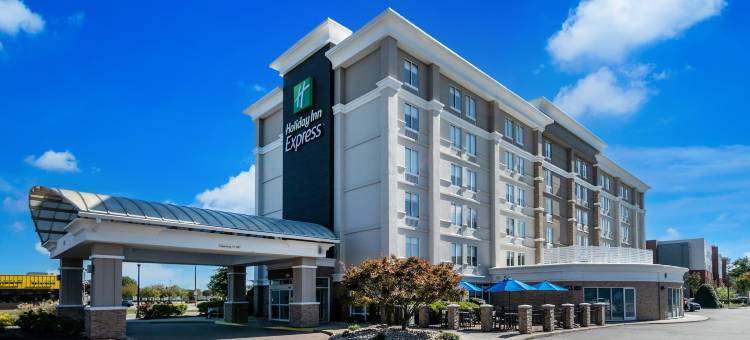 Holiday Inn Express 汉普顿(Holiday Inn Express Hampton - Coliseum Central)图片