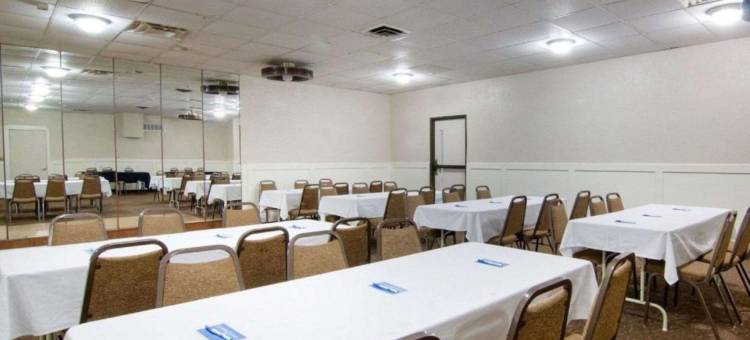 罗德威套房酒店(Knights Inn & Suites Emporia)图片