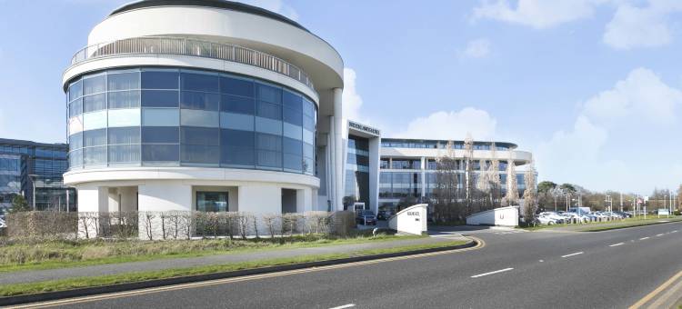 布鲁克兰酒店&SPA(Brooklands Hotel Surrey)图片