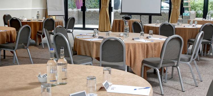 普莱斯威姆斯洛松林贝斯特韦斯特优质酒店(Plus Pinewood on Wilmslow Hotel Cheshire)图片