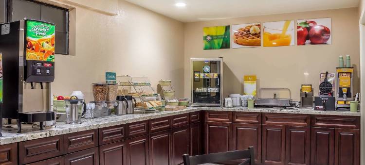 品质酒店-派恩托普湖畔(Quality Inn Pinetop Lakeside)图片