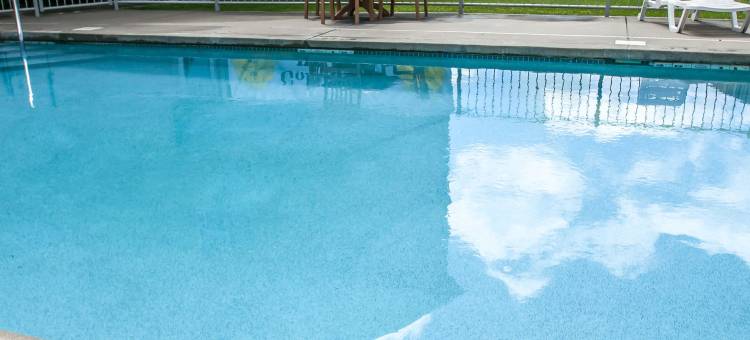 奥沙克湖舒眠酒店及套房(Sleep Inn & Suites Lake of the Ozarks)图片