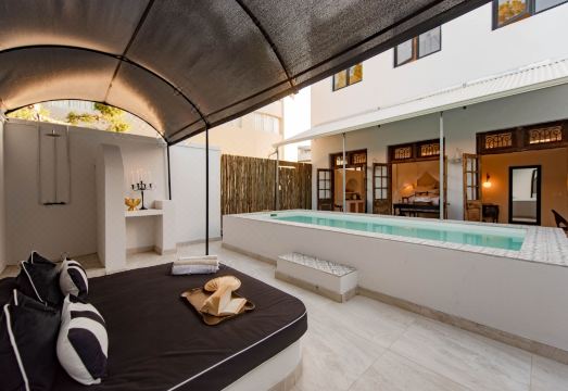 The Ivory HausHotel Overview