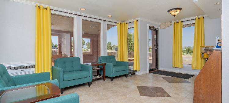 科罗拉多斯普林斯-切斯特纳特街温德姆速8酒店(Super 8 by Wyndham Colorado Springs/Chestnut Street)图片