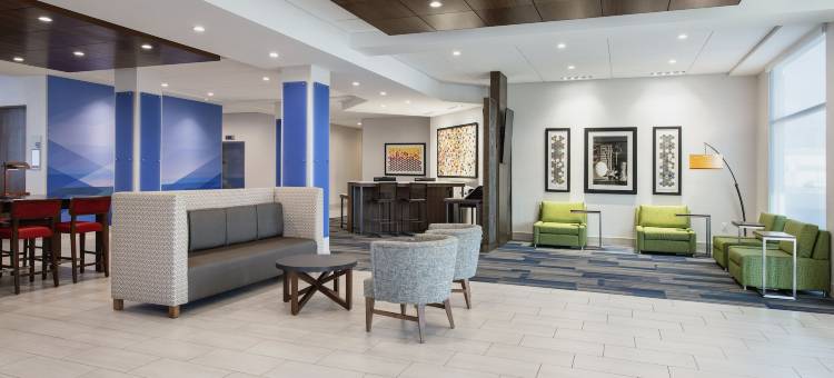 基洛纳-东智选假日酒店及套房(Holiday Inn Express & Suites Kelowna - East)图片