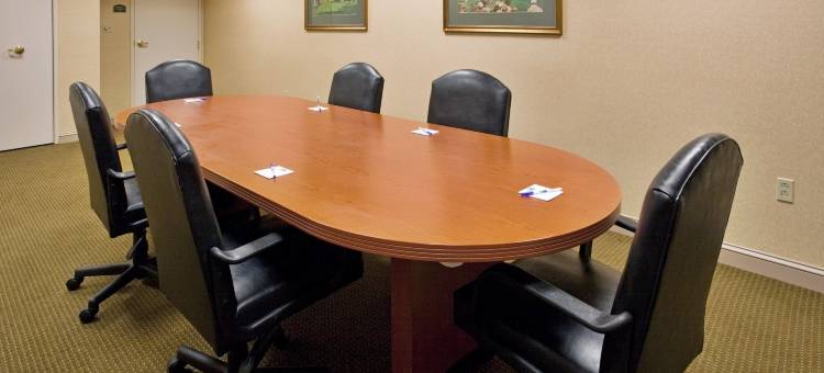 智选假日套房酒店鼓黑泽尔顿(I - 80)(Holiday Inn Express & Suites Drums-Hazleton (I-80))图片