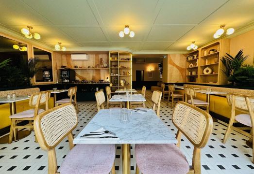 Hôtel de LondresHotel Overview