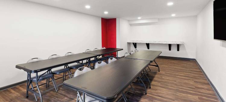 Ramada by Wyndham Bainbridge图片