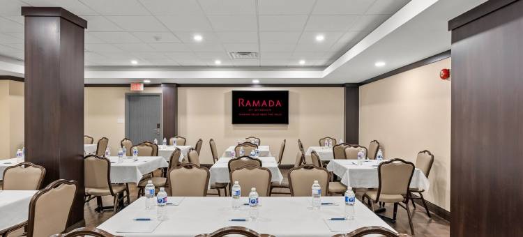 尼亚加拉瀑布附近华美达酒店(Ramada by Wyndham Niagara Falls Near the Falls)图片
