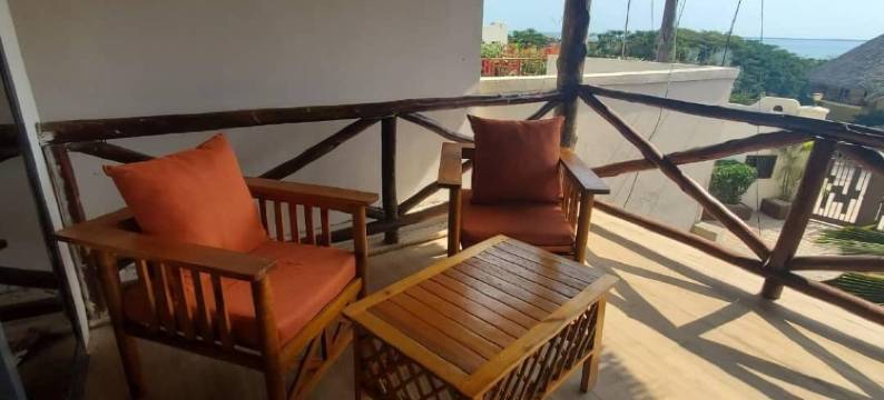 沙滩与日落(Sand and Sunset)图片