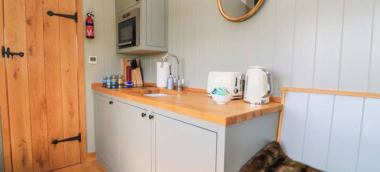 鹅鸣小屋(Goose Whistle Hut)图片