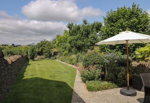 Little Owl Barn Hotel Overview