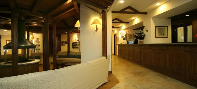 阿拉斯加科尔蒂纳酒店(Hotel Alaska Cortina)图片